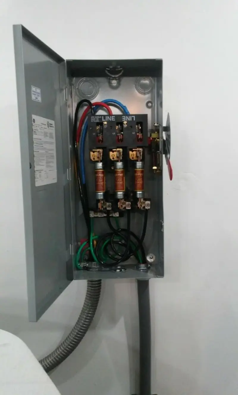 Three-phase disconnect switch installed for Electrical Wiring & Rewiring in Port Angeles East